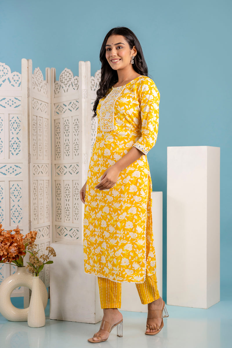 Kanak Floral Straight Fit Suit Set