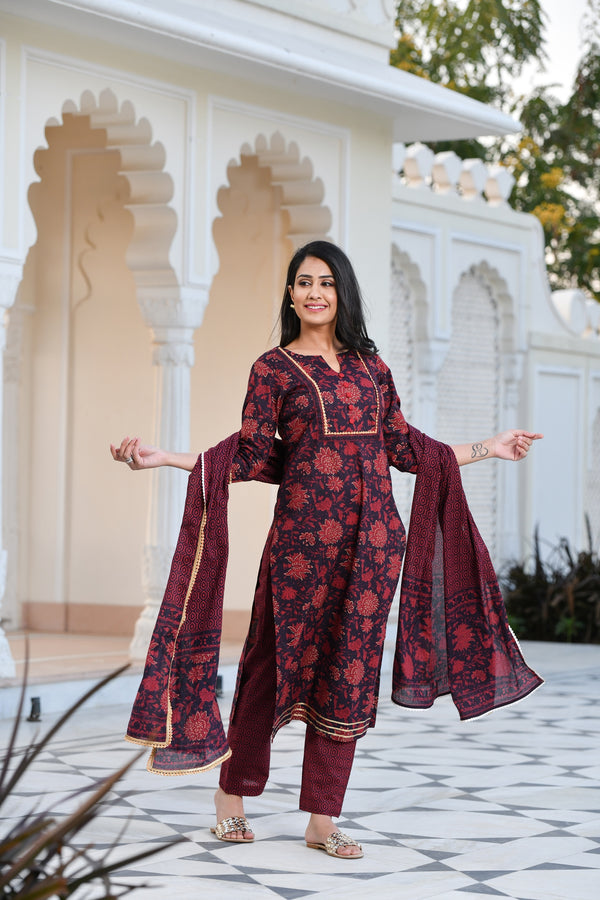 Splendid Maroon Gold Gotapatti Cotton Suit Set (Plus Size)