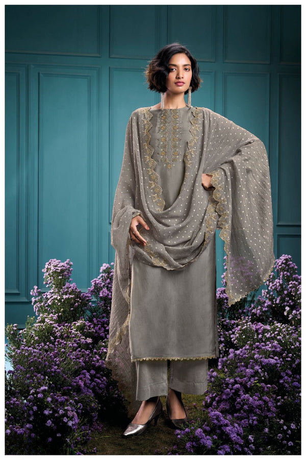 Riyaaz Grey Silk Suit Set with Jacquard Crush Dupatta